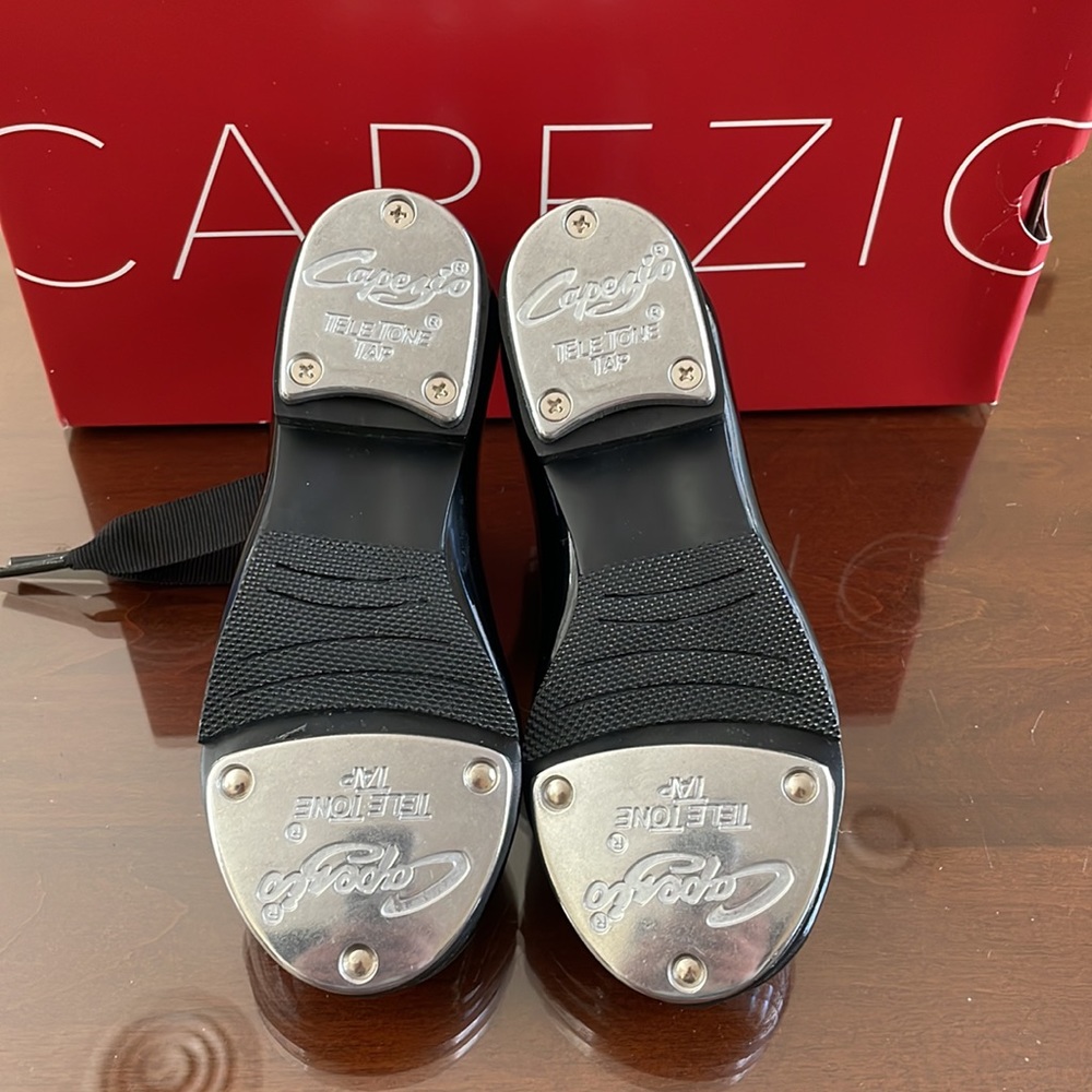 New CAPEZIO toddler tap shoes - Picture 3 of 4